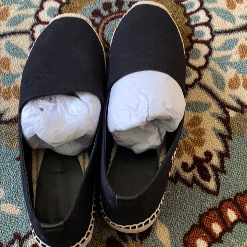 Saint Laurent Size 42 Black Canvas Espadrilles
